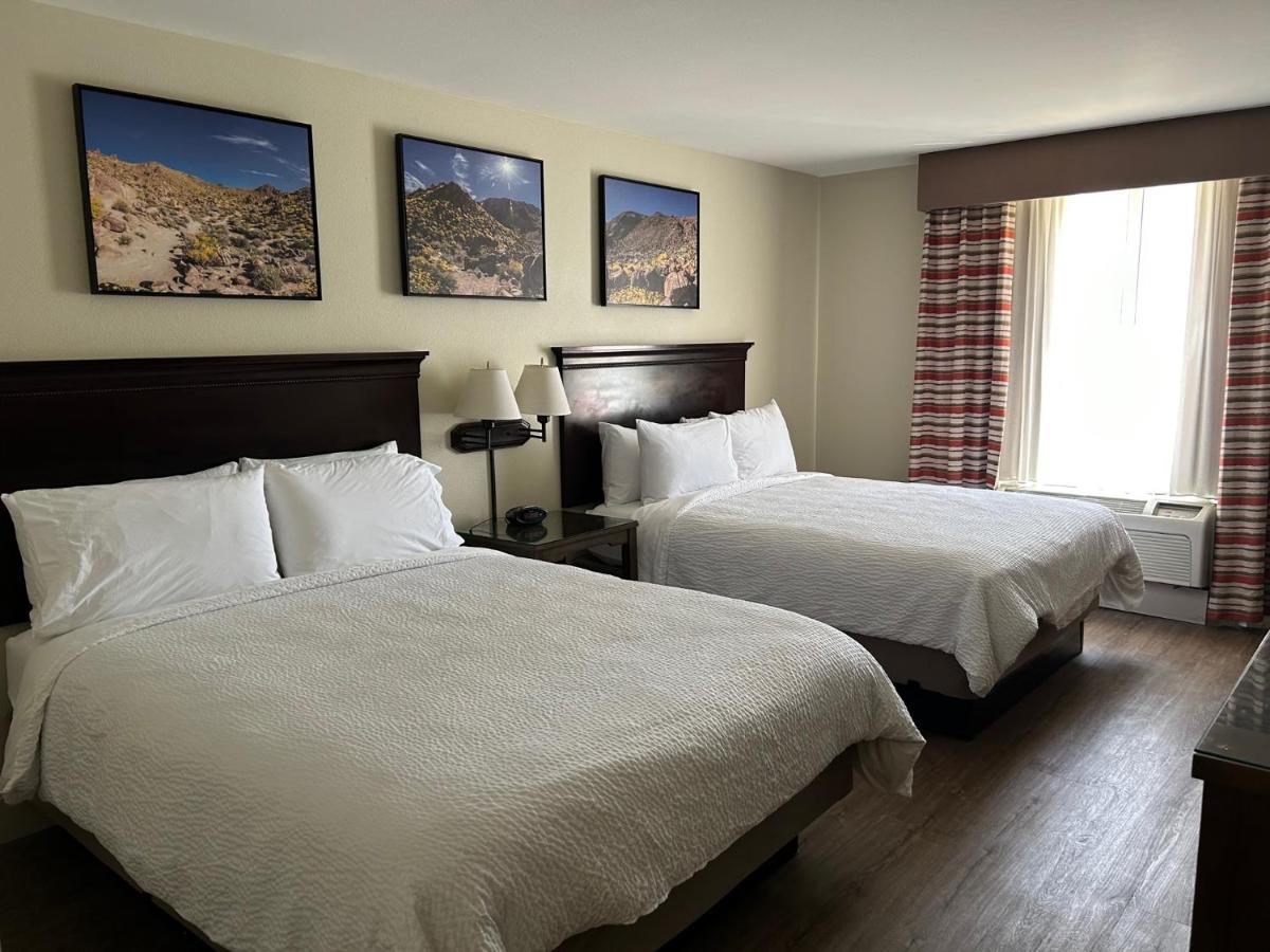 Holiday Inn & Suites - Barstow By Ihg Luaran gambar