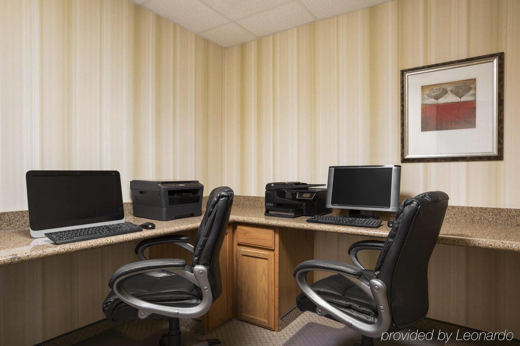 Holiday Inn & Suites - Barstow By Ihg Luaran gambar