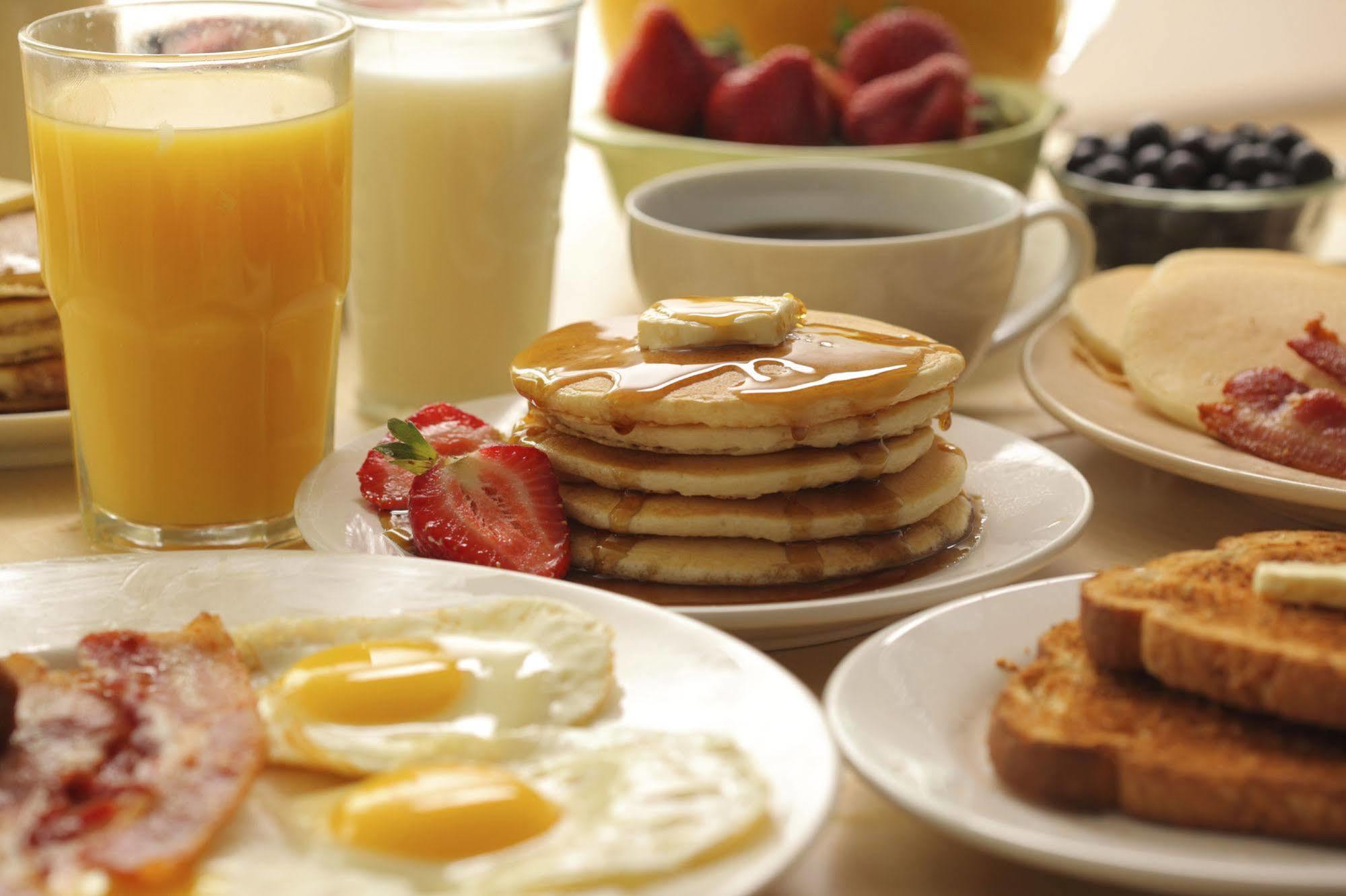 Holiday Inn & Suites - Barstow By Ihg Luaran gambar